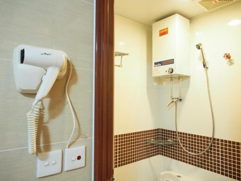 Hostel 16 Paris Guest House Block E Reception 10Th Floor Hongkong Exteriör bild