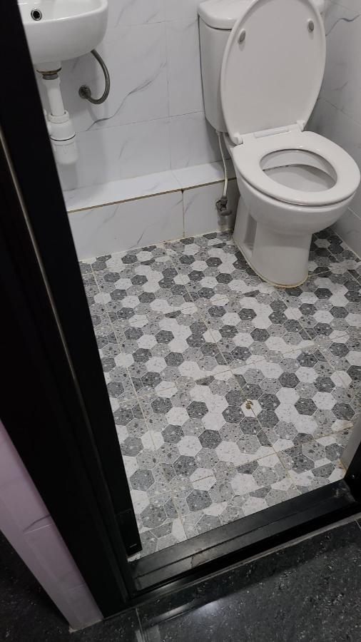 Hostel 16 Paris Guest House Block E Reception 10Th Floor Hongkong Exteriör bild