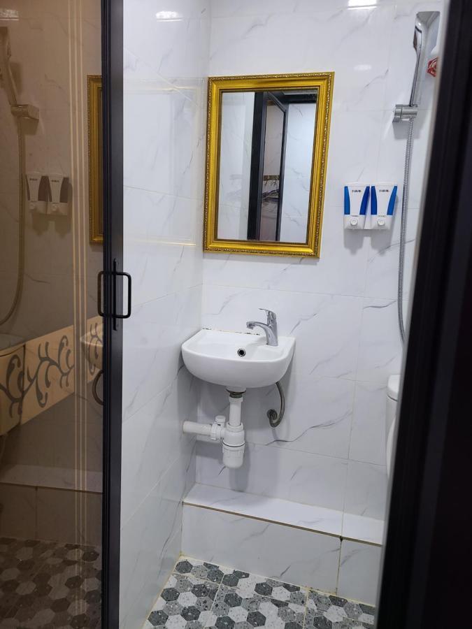 Hostel 16 Paris Guest House Block E Reception 10Th Floor Hongkong Exteriör bild