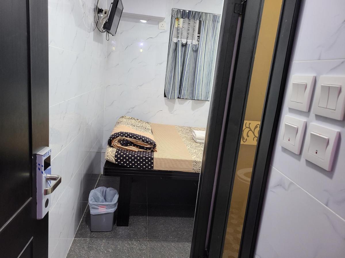 Hostel 16 Paris Guest House Block E Reception 10Th Floor Hongkong Exteriör bild