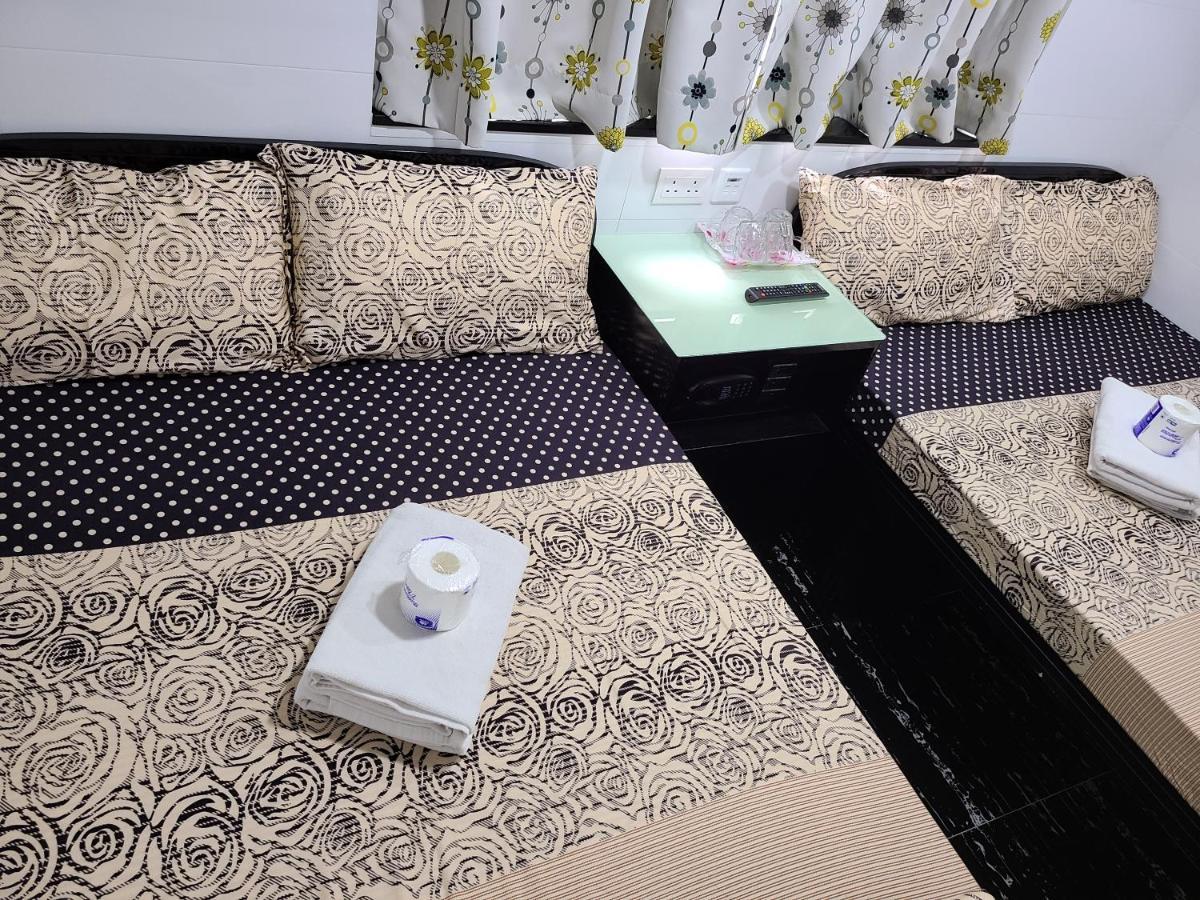Hostel 16 Paris Guest House Block E Reception 10Th Floor Hongkong Exteriör bild